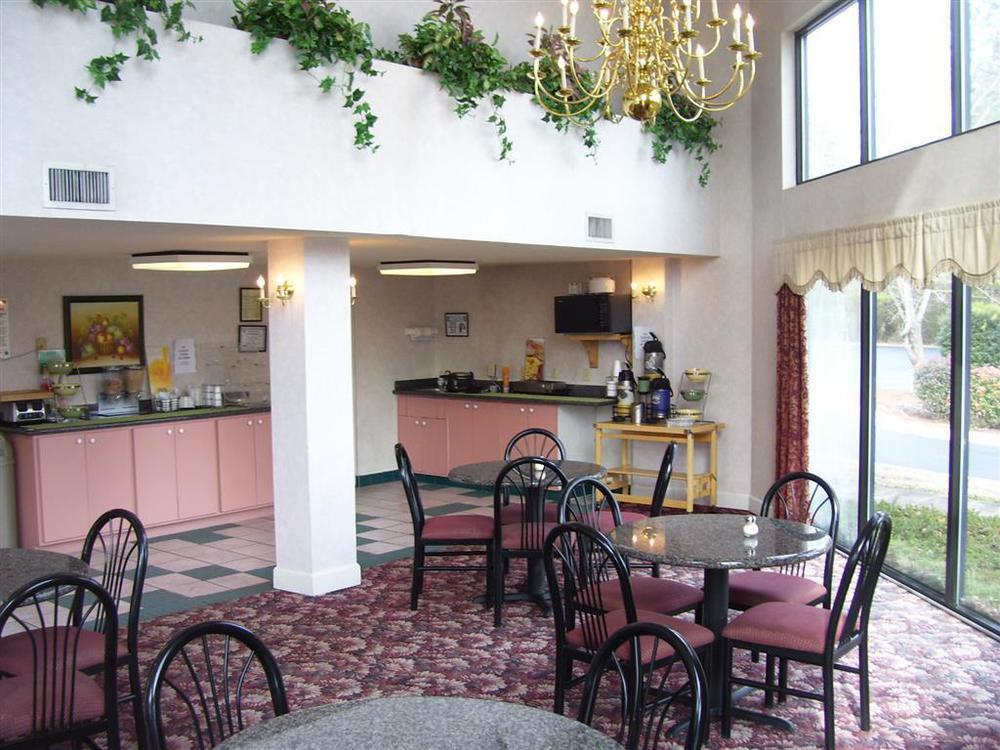 Quality Inn Commerce At I-85 Restauracja zdjęcie